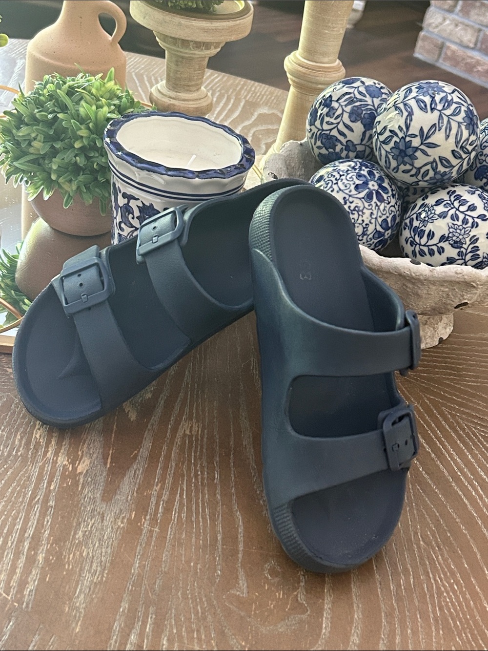 Boys The Childrenโs Place Dual Buckle Slide Sandals